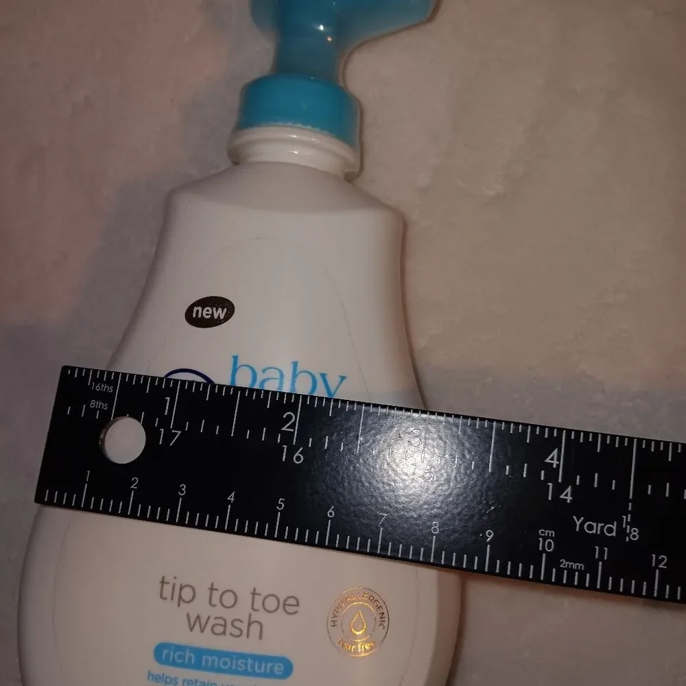 Baby Dove Hypoallergenic tip toe wash and lotion